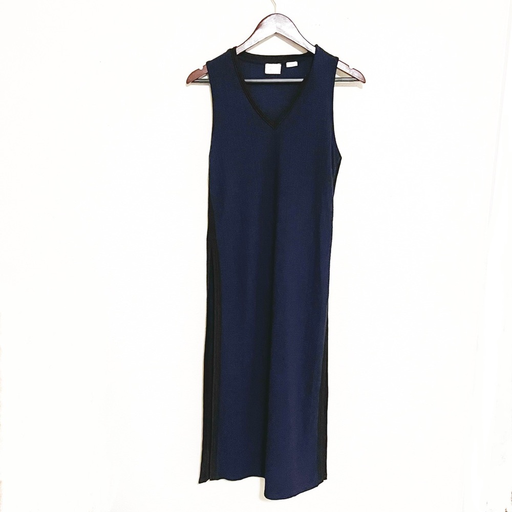 3/$30 🌻 Anthropologie Postmark navy tunic dress with high side slits, Small
